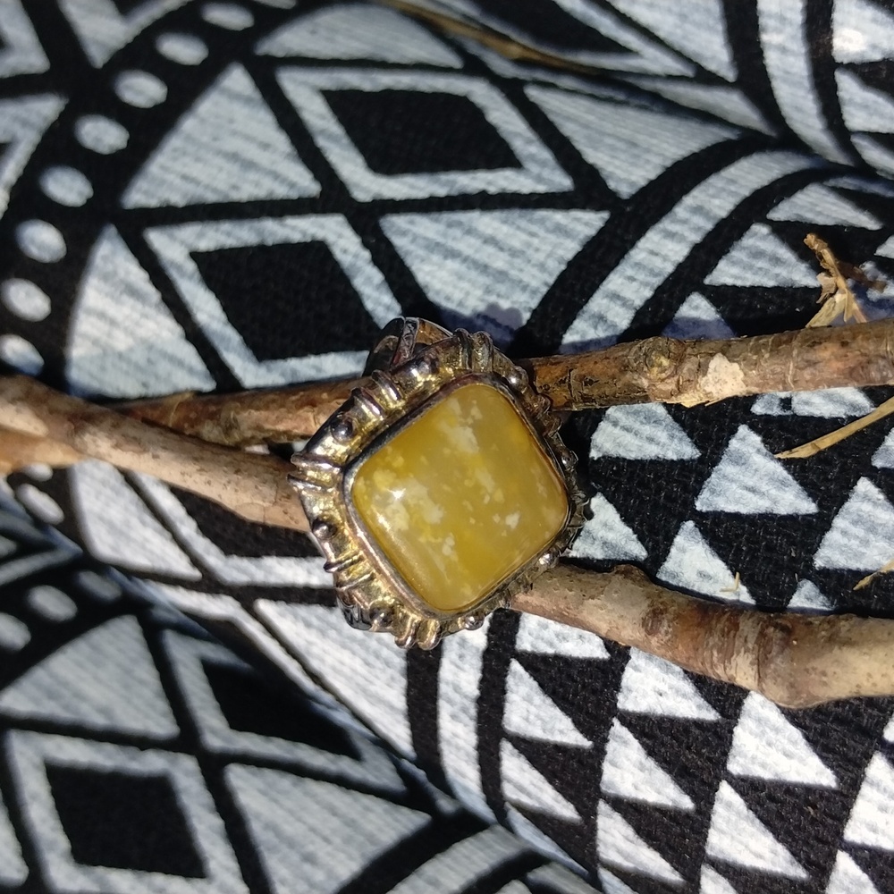 🦋🏵️🦋925 Sterling Silver Calcite Ring in Size 4.5